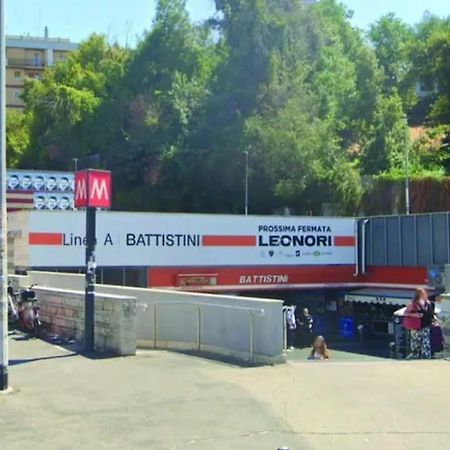 Urban Welcome Metro Battistini Rome Extérieur photo